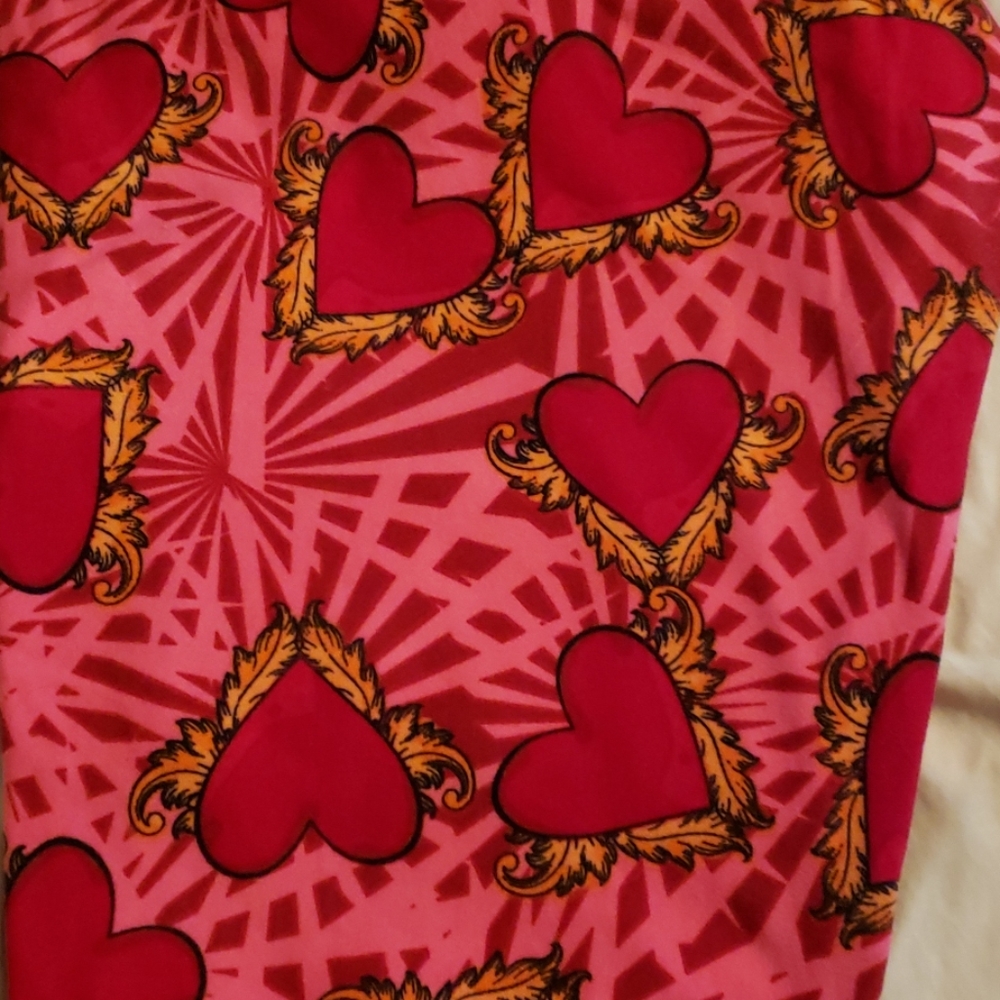 Lularoe Valentine Leggings